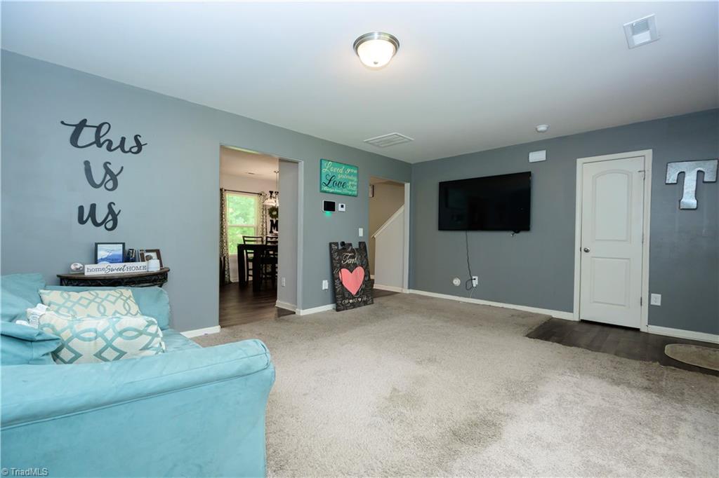 835 Oak Bend Drive Property Photo 9