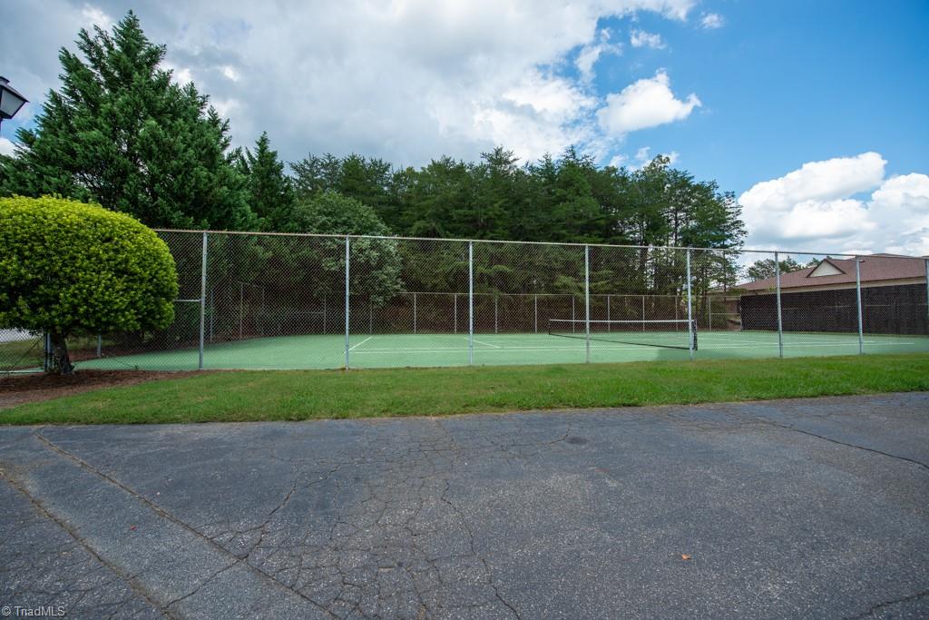 1943 A Eastchester Drive Property Photo 48