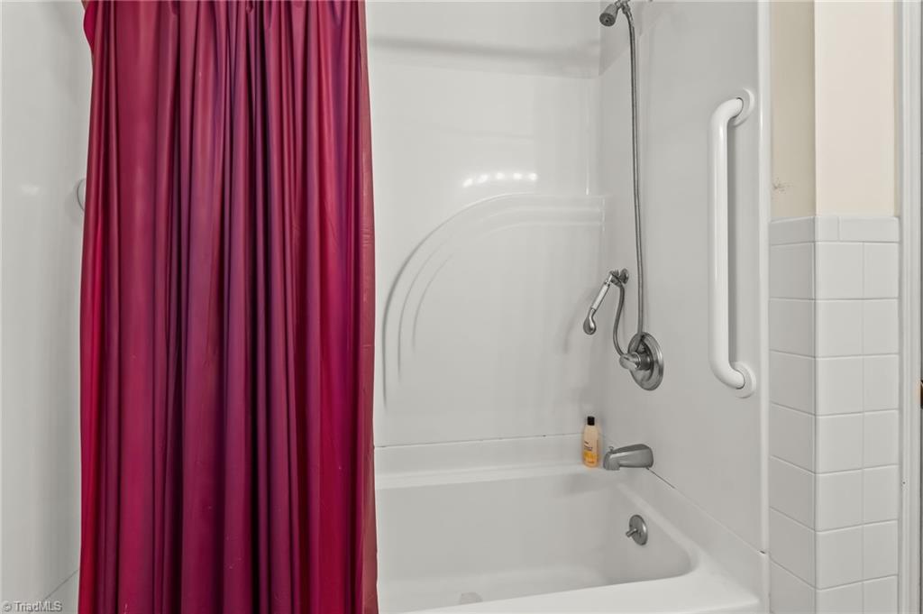 364 Woods Lane Property Photo 27