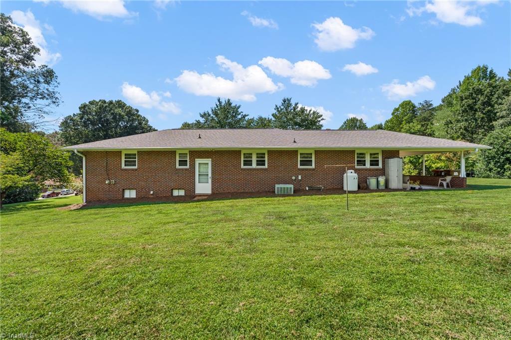364 Woods Lane Property Photo 32