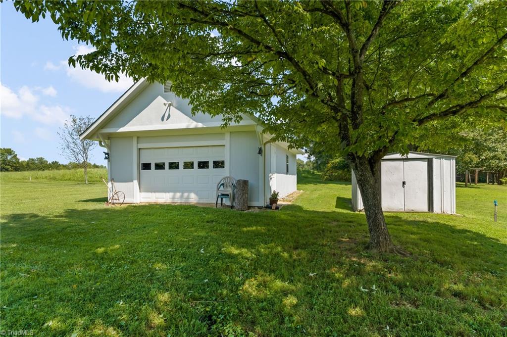 364 Woods Lane Property Photo 35