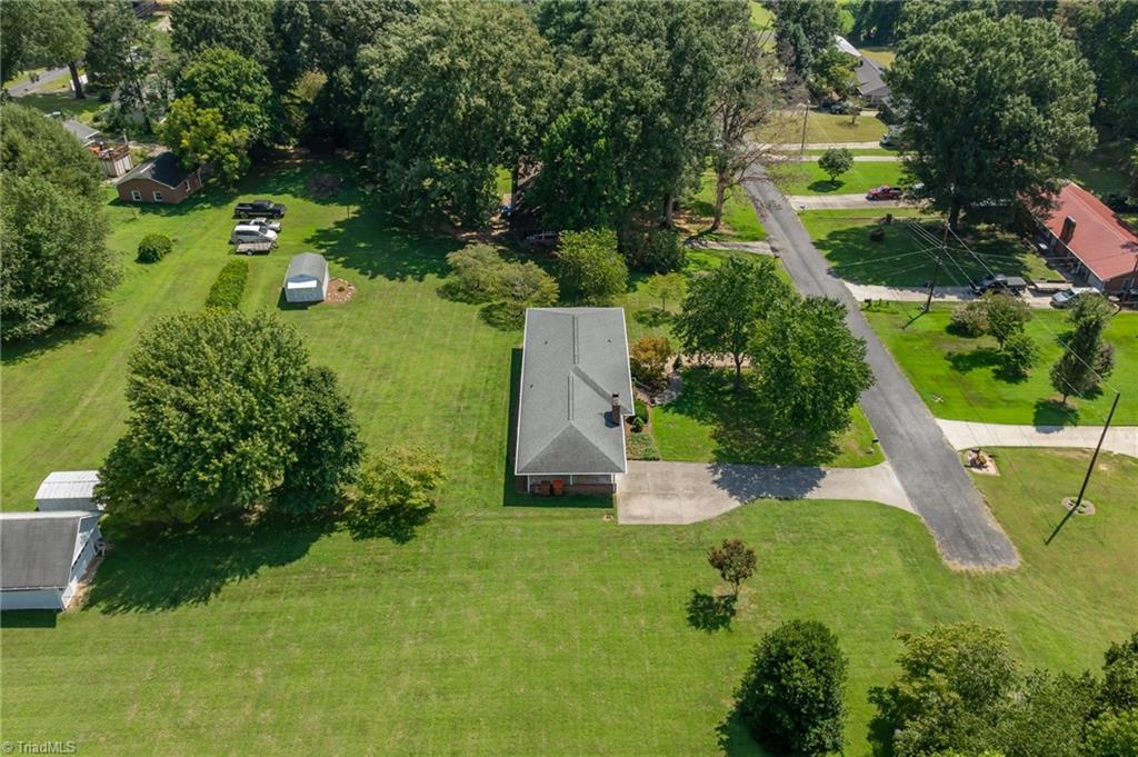 364 Woods Lane Property Photo 40
