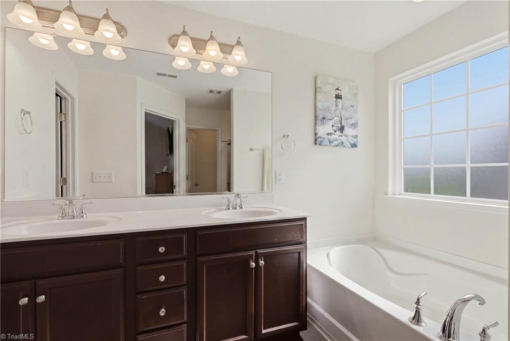 180 Brassfield Drive Property Photo 25