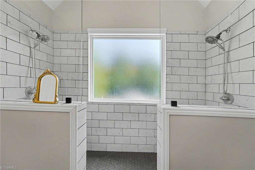 125 Grey Fox Trail Property Photo 17