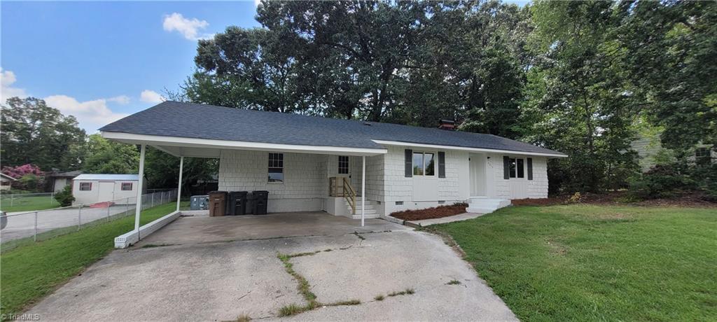 2613 Vanstory Street Property Photo 1