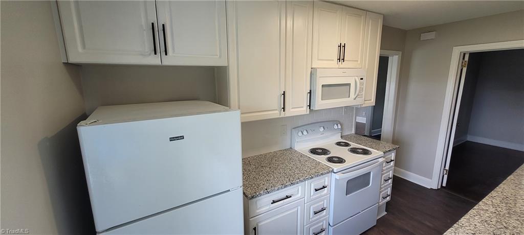 2613 Vanstory Street Property Photo 5
