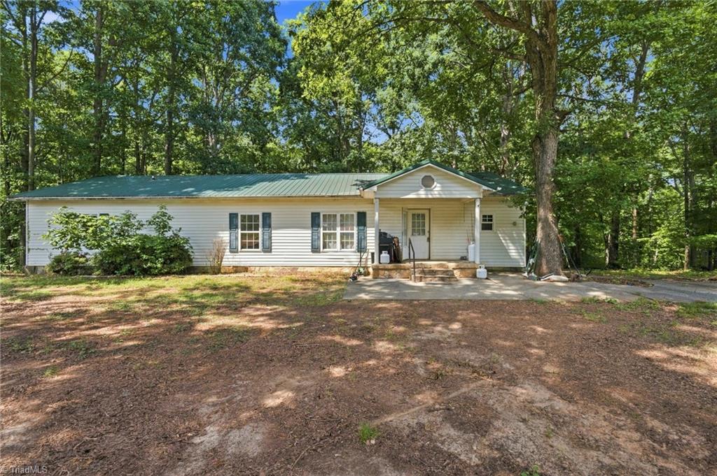 4255 Reid Road Property Photo 1