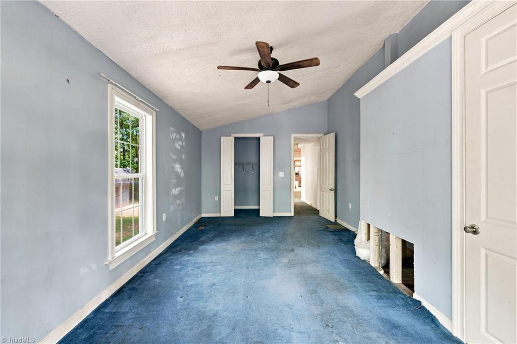 4255 Reid Road Property Photo 5
