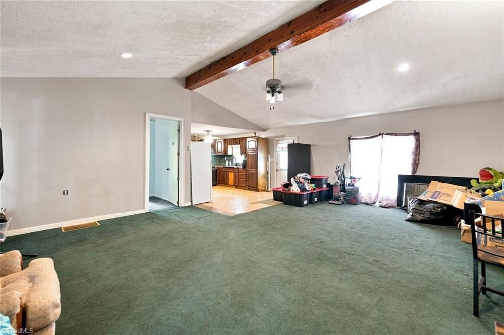 4255 Reid Road Property Photo 9