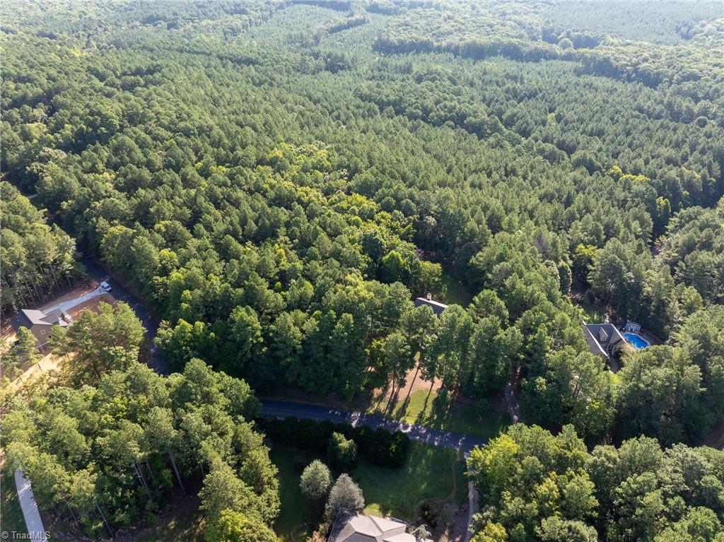 146 Cove Wood Drive Property Photo 6