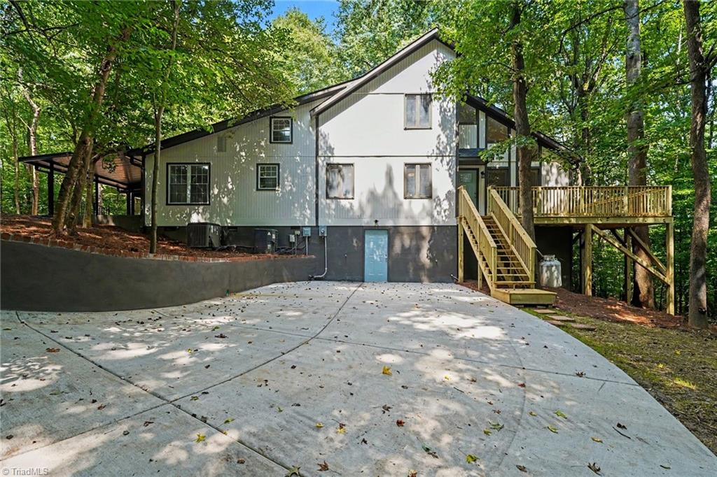 3054 Ridgemeadow Drive Property Photo 1