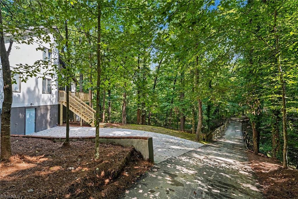 3054 Ridgemeadow Drive Property Photo 2