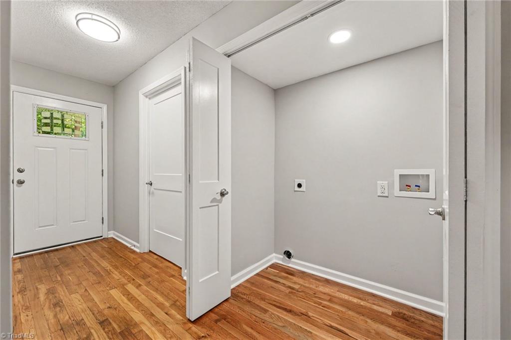 3054 Ridgemeadow Drive Property Photo 14