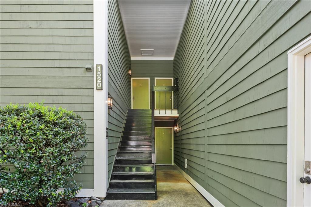 1520 Benjamin Parkway # D Property Photo 2