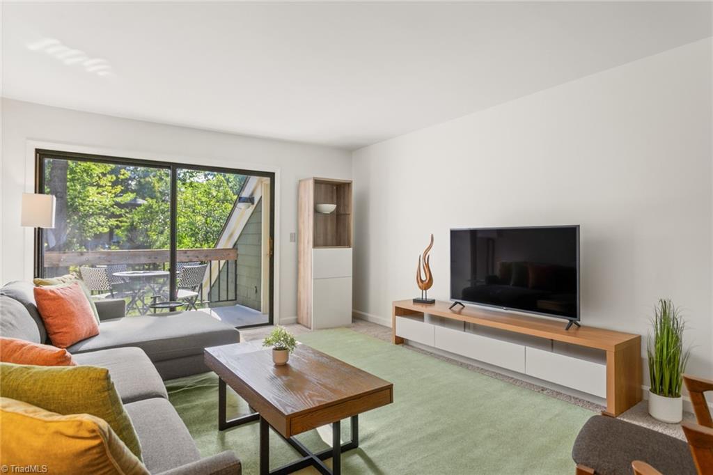 1520 Benjamin Parkway # D Property Photo 5