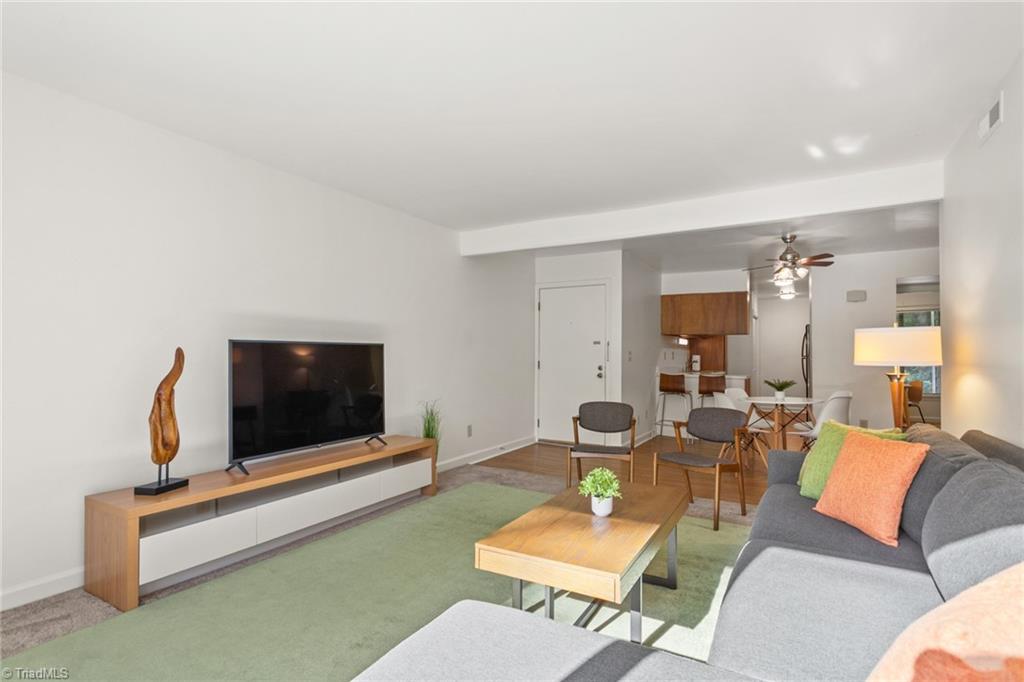 1520 Benjamin Parkway # D Property Photo 6
