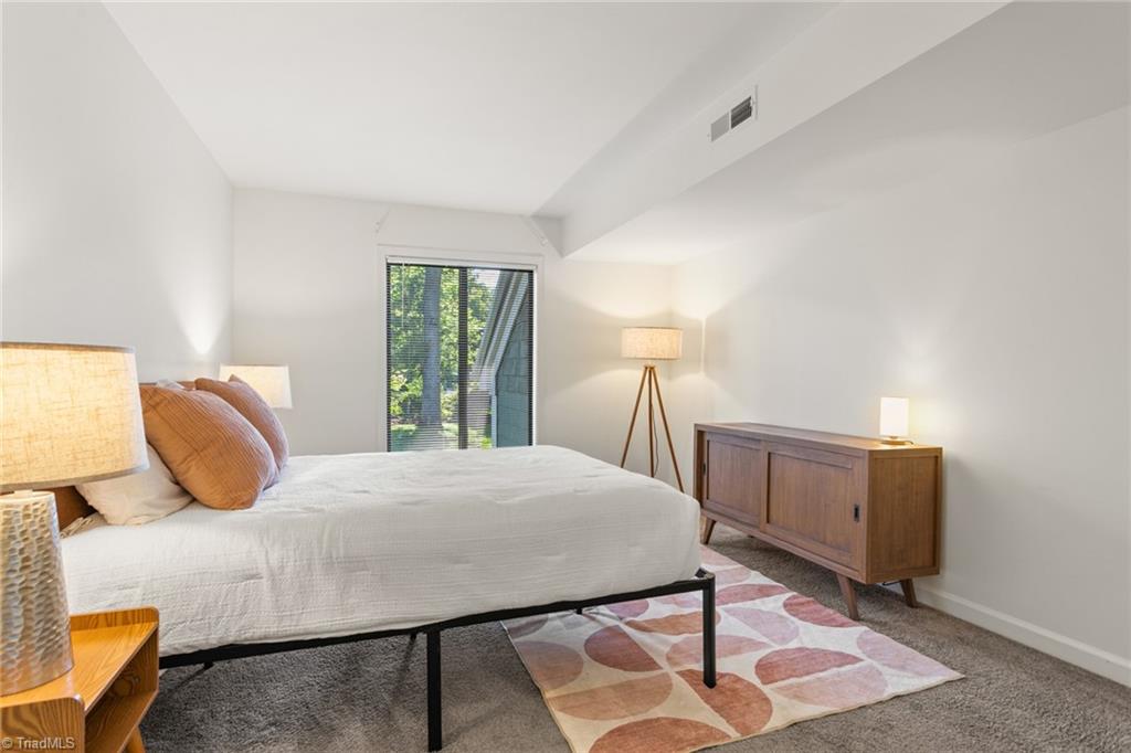 1520 Benjamin Parkway # D Property Photo 17
