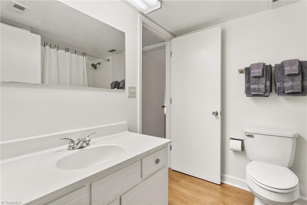 1520 Benjamin Parkway # D Property Photo 19