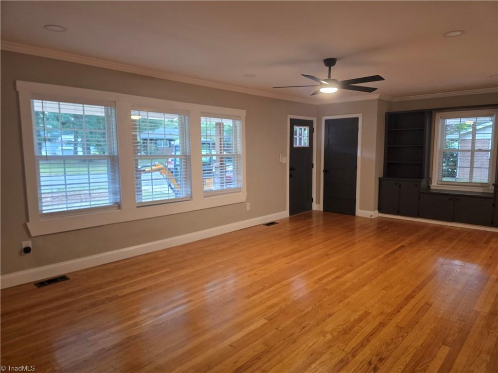 500 Pontiac Drive Property Photo 6