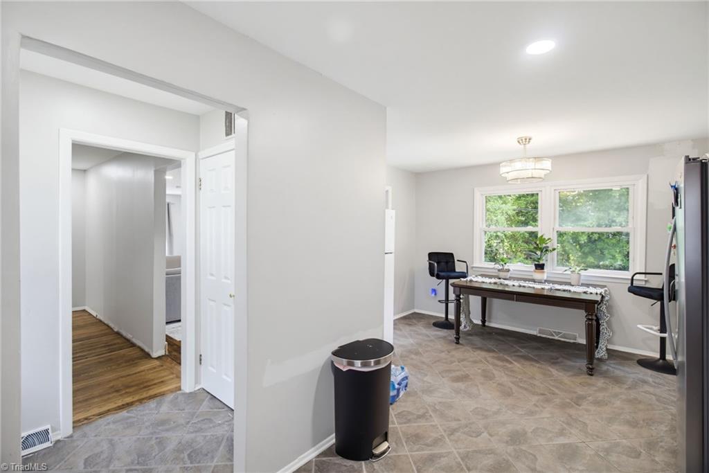 607 Oneill Street Property Photo 9
