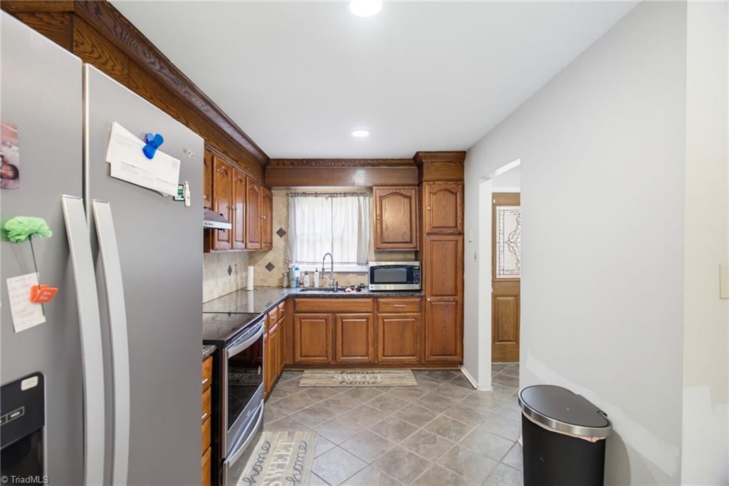 607 Oneill Street Property Photo 10