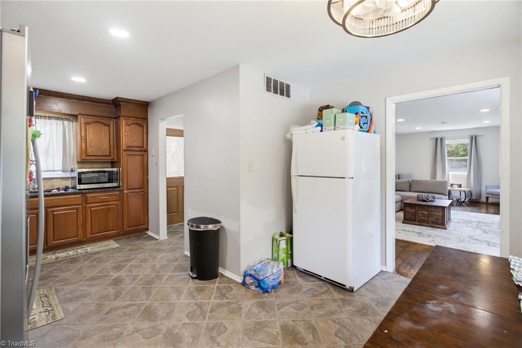 607 Oneill Street Property Photo 11
