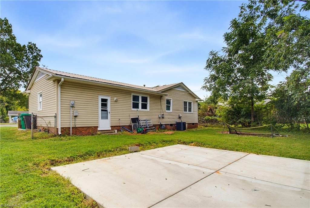 607 Oneill Street Property Photo 26