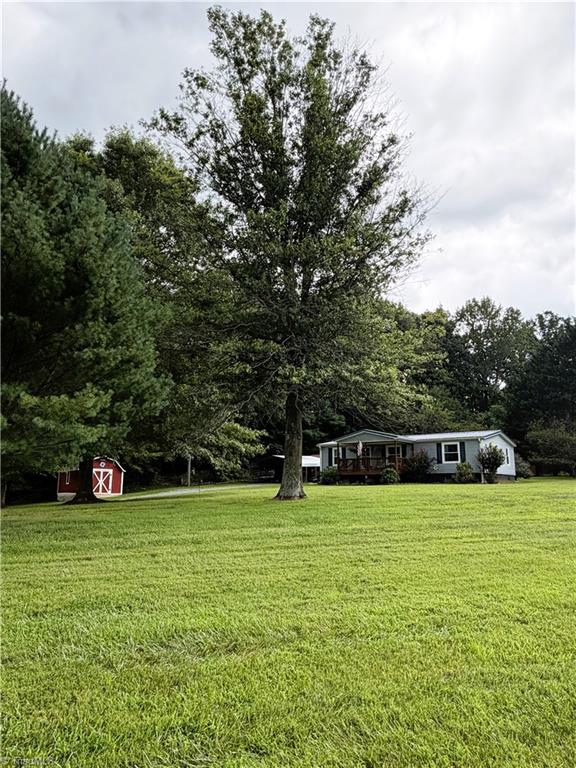 1094 Traphill Union Road Property Photo 8