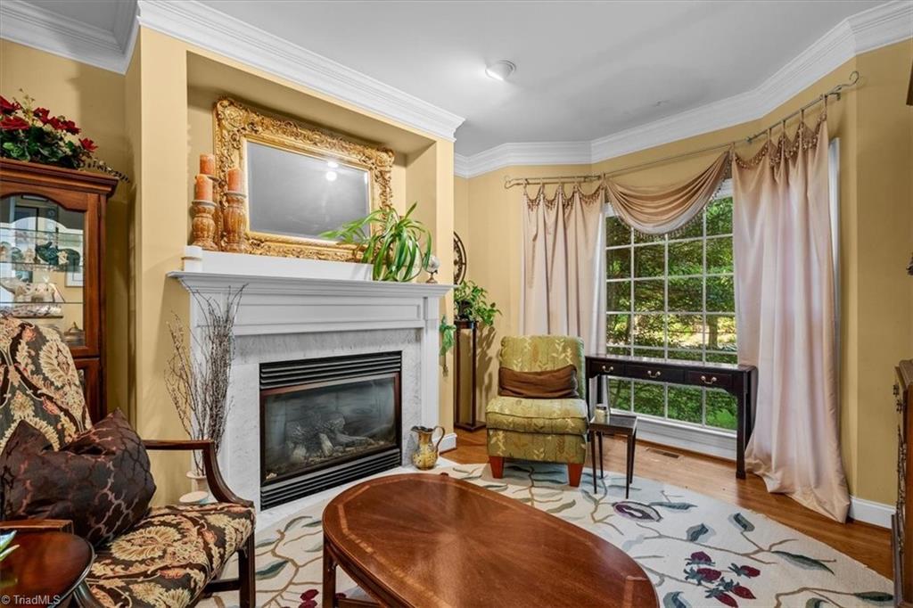 4 Windsor Castle Court Property Photo 6
