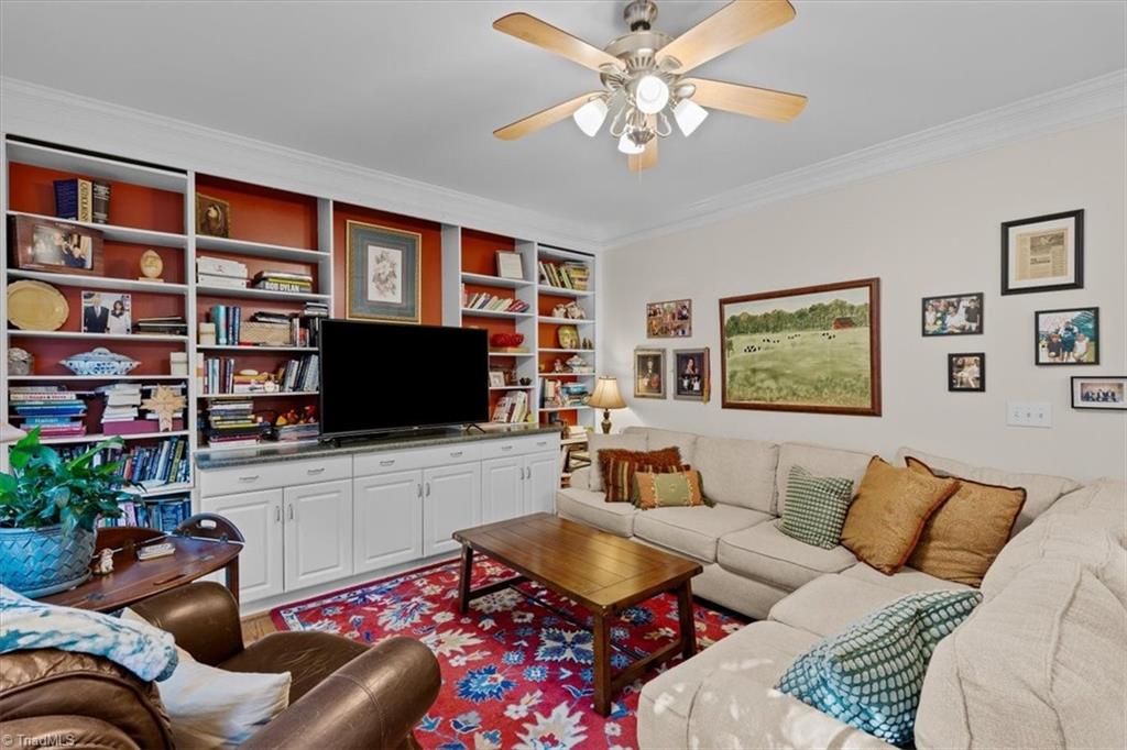 4 Windsor Castle Court Property Photo 13
