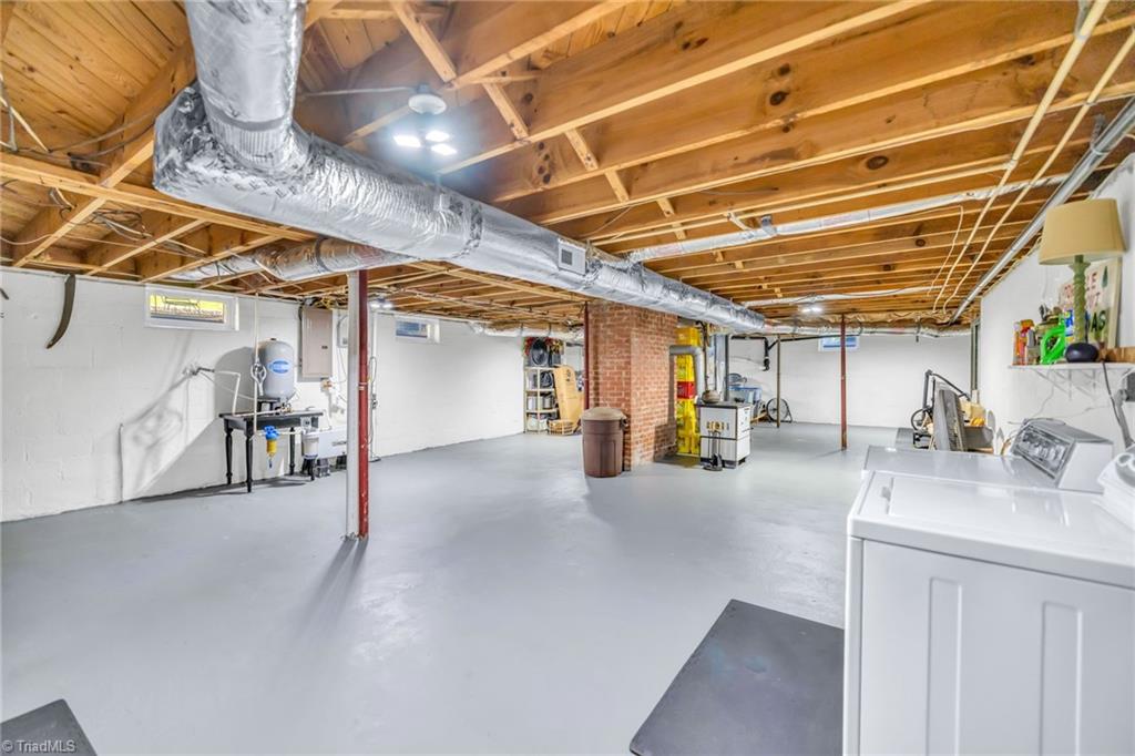 201 Reno Road Property Photo 35