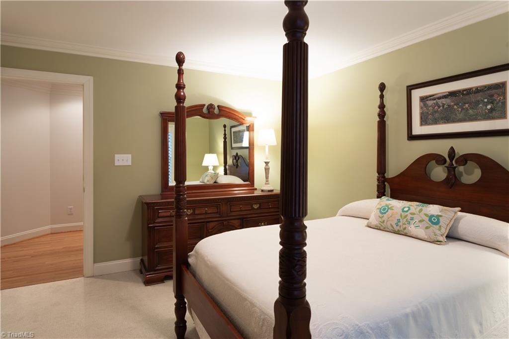 2011 Burntleaf Place Property Photo 36