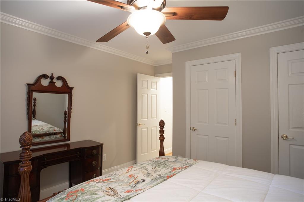 2011 Burntleaf Place Property Photo 39