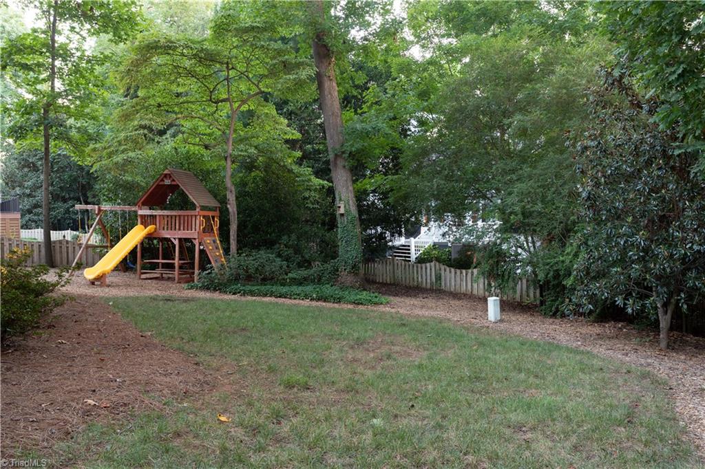 2011 Burntleaf Place Property Photo 49