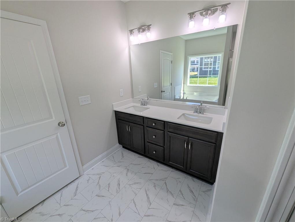 3941 Cassillis Way # 103 Property Photo 8