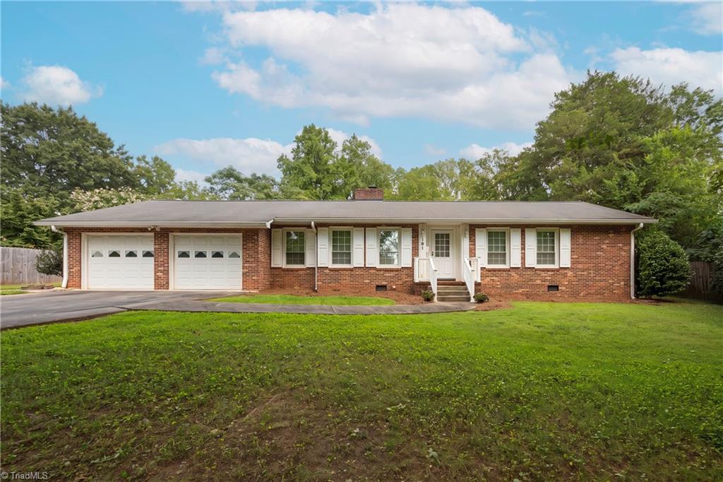 191 Monroe Street Property Photo 1