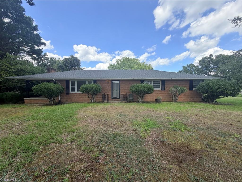 1908 Cardinal Crest Road Property Photo 1