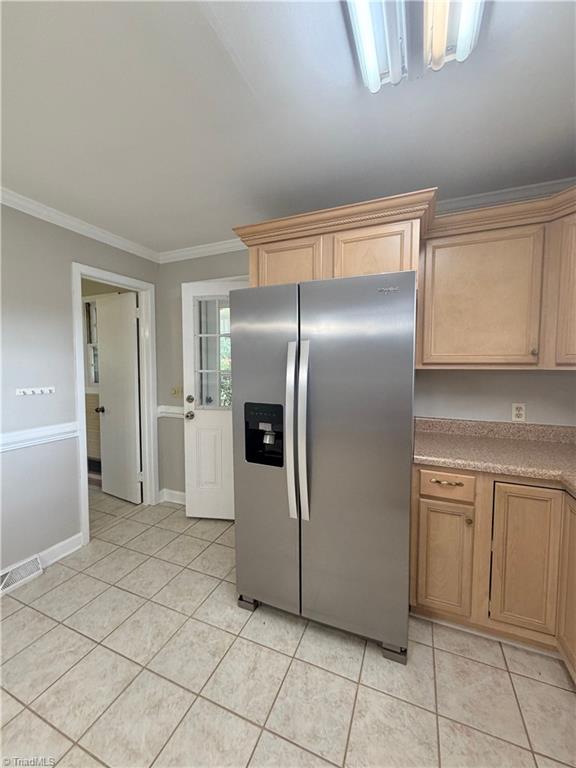 1908 Cardinal Crest Road Property Photo 5