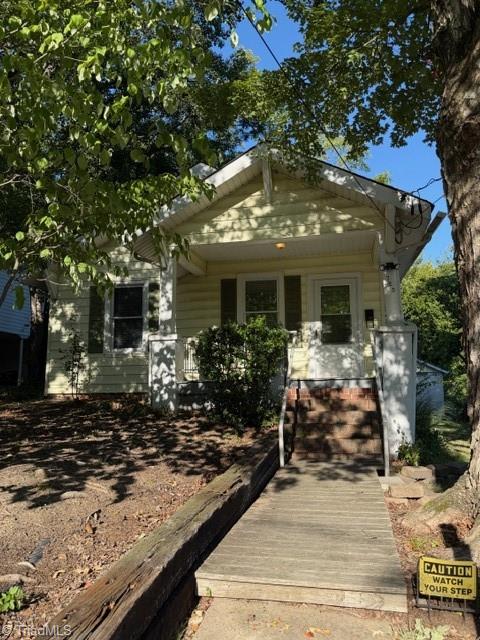 725 S Green Street Property Photo 1