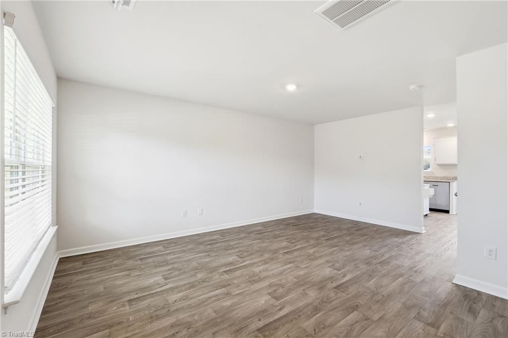 640 Joshua Tree Lane Property Photo 11