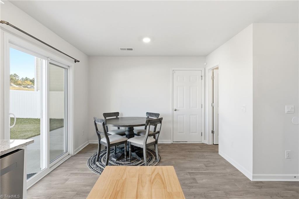 640 Joshua Tree Lane Property Photo 15