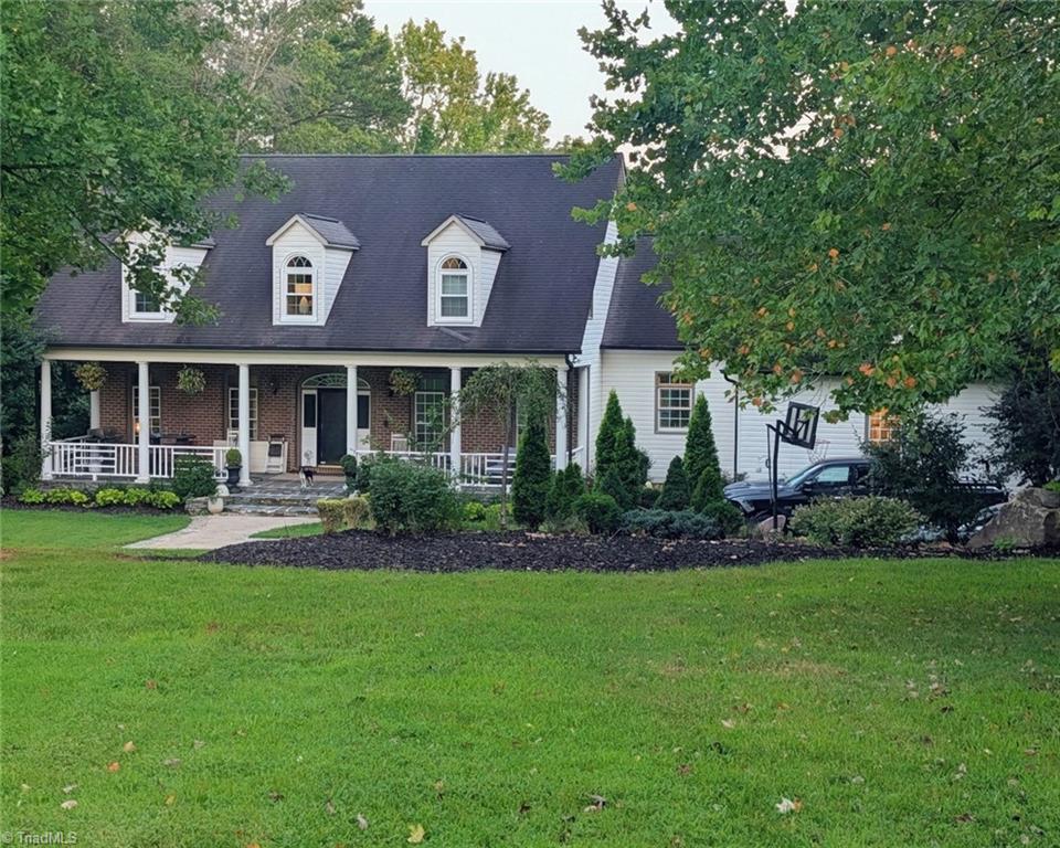 191 Mossdale Road Property Photo 1