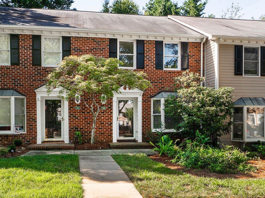 1108 Summer Place Property Photo 1