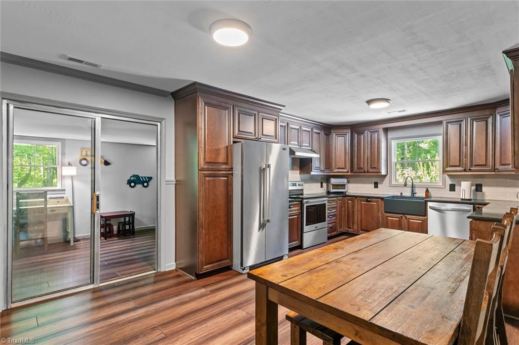 183 Key Valley Trail Property Photo 7