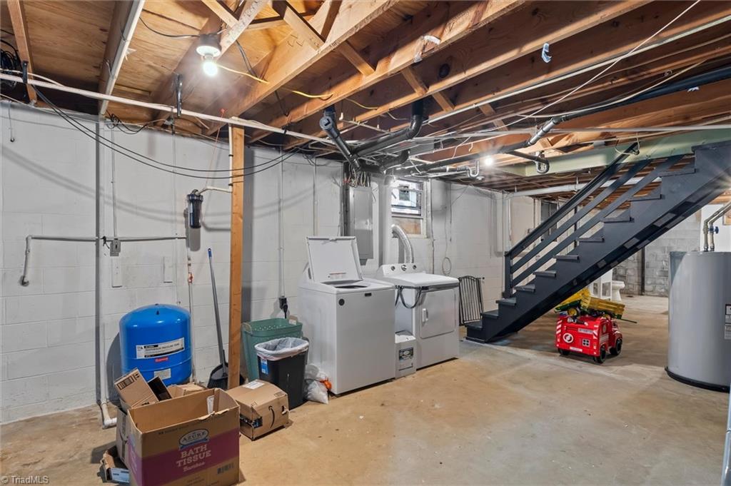183 Key Valley Trail Property Photo 21
