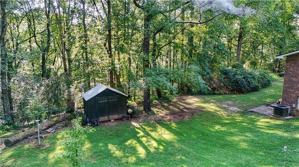 183 Key Valley Trail Property Photo 30