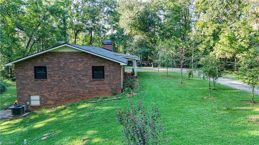 183 Key Valley Trail Property Photo 37