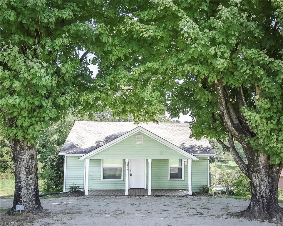 5075 Baux Mountain Road Property Photo 1