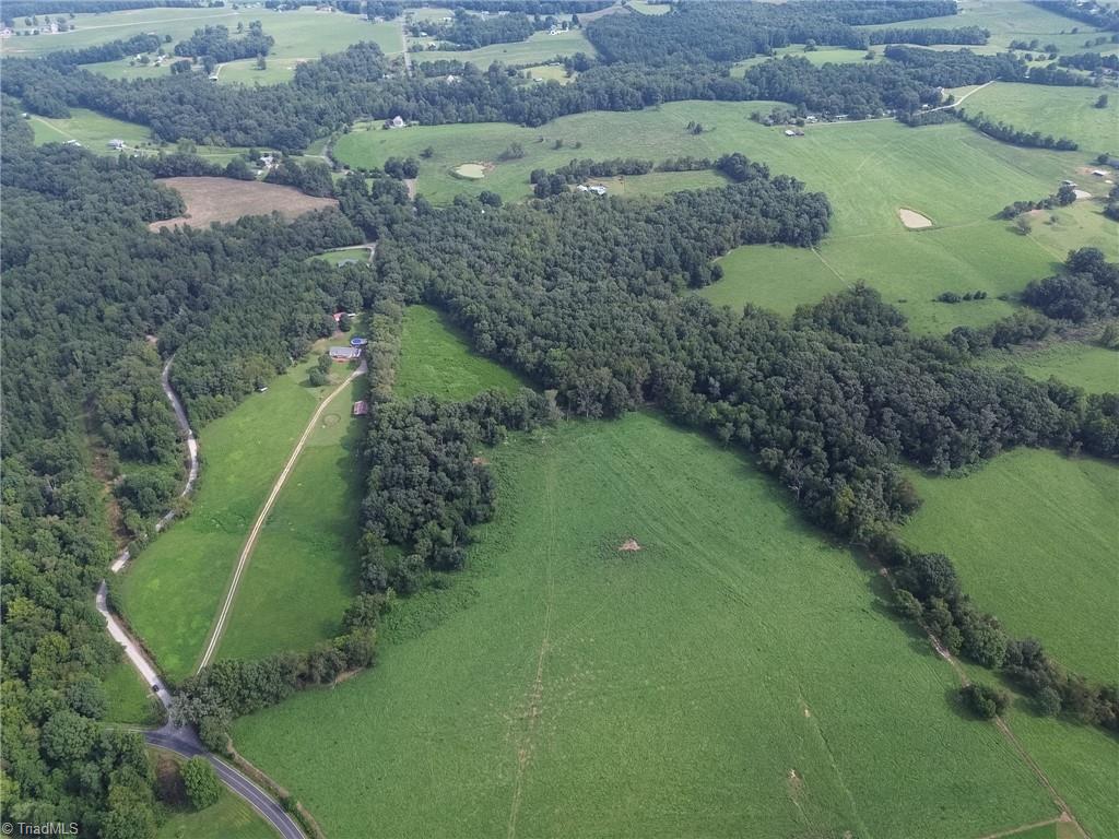 3075 Cedar Forest Road Property Photo 9