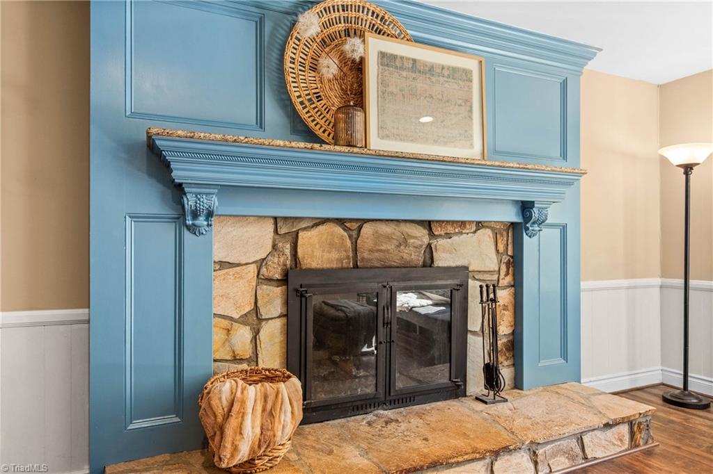 107 Rose Trail Property Photo 8